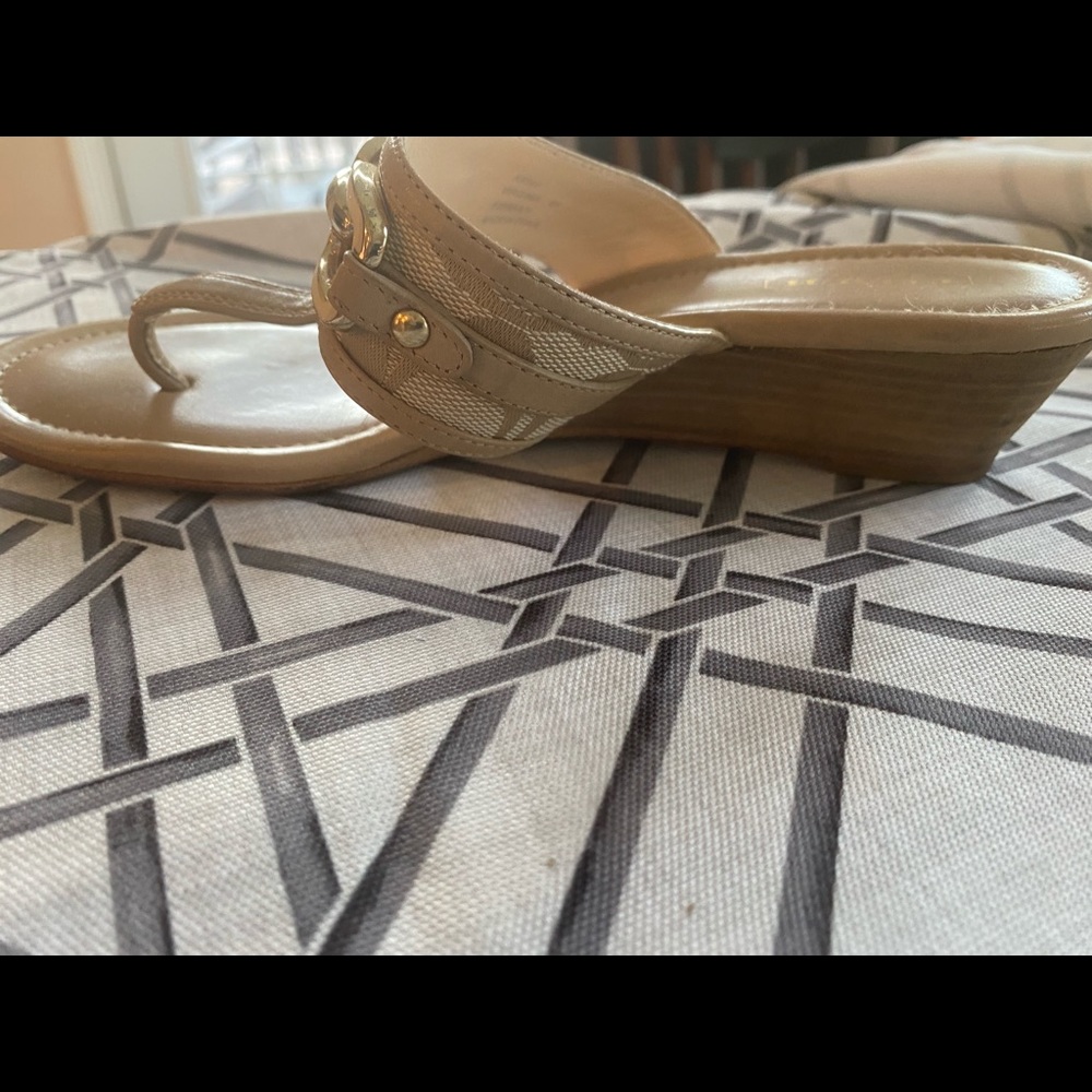 Coach shoes - Picture 3 of 3